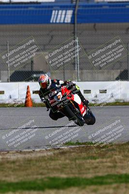 media/Jan-21-2023-Fastrack Riders (Sat) [[fcf3f88a30]]/Level 4/Session 3 Turn 9/